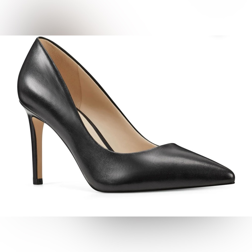 Nine West Navy Leather Pumps